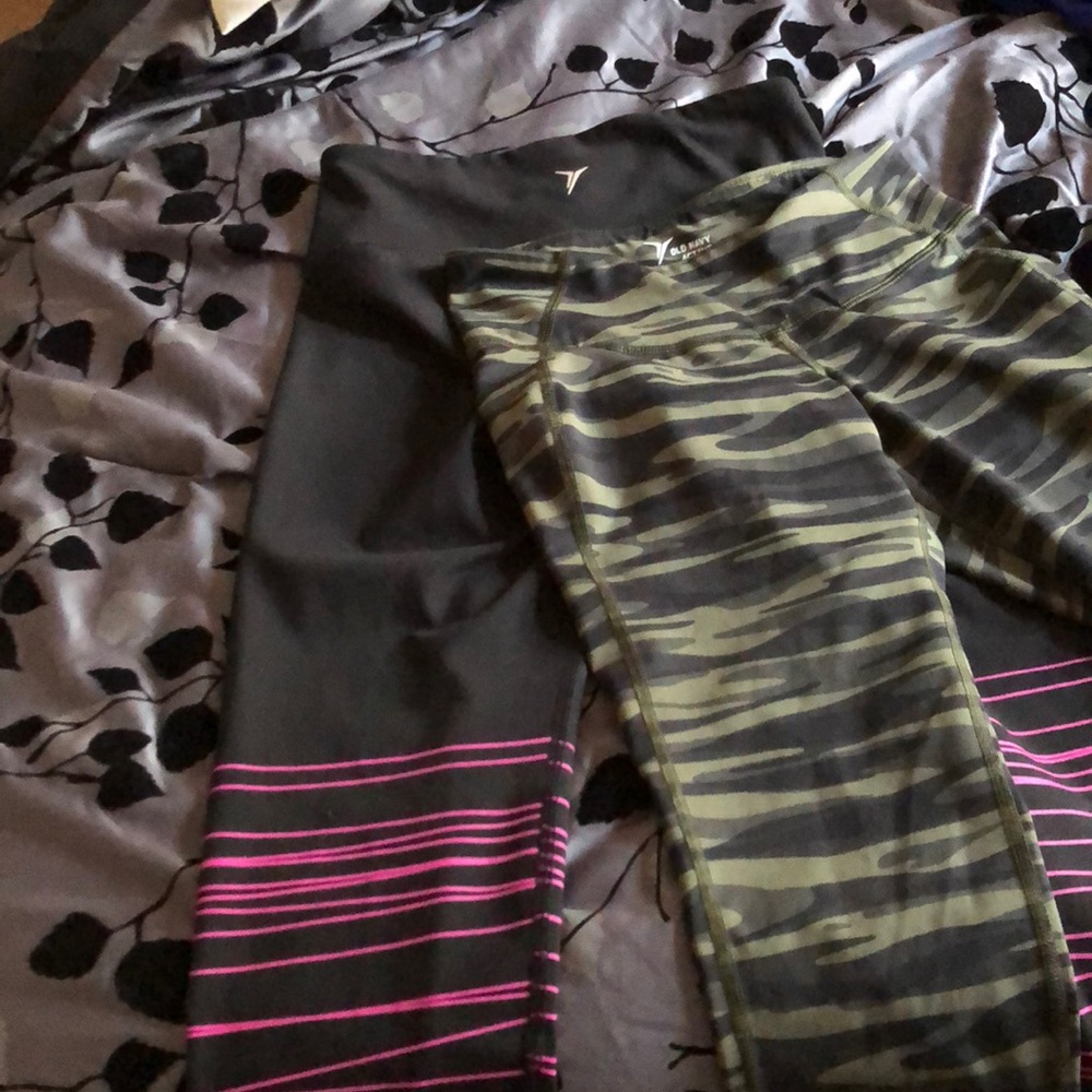 Two pairs of size small old navy leggings